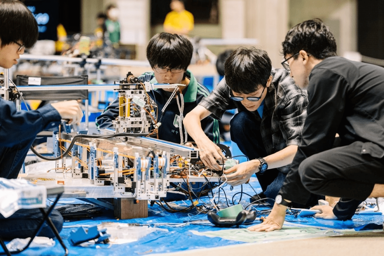 キャチロボバトルコンテストって？ WHAT’S CATCHROBO